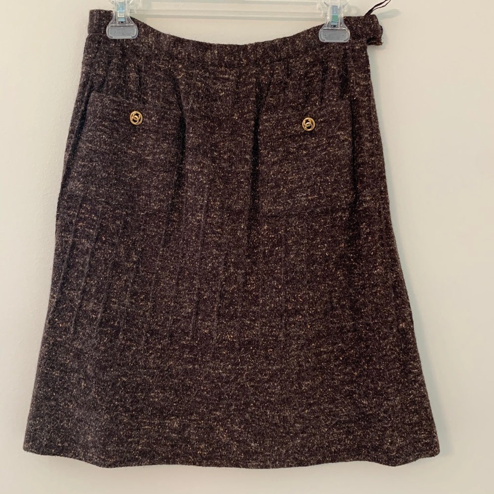 Chanel wool lined skirt